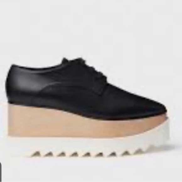 Mimosa Black and Tan Platform - Picture 2 of 5